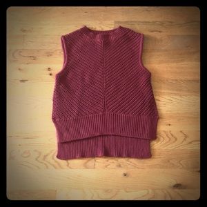 NWOT - L.L BEAN SIGNATURE Sweater Vest Size XS.